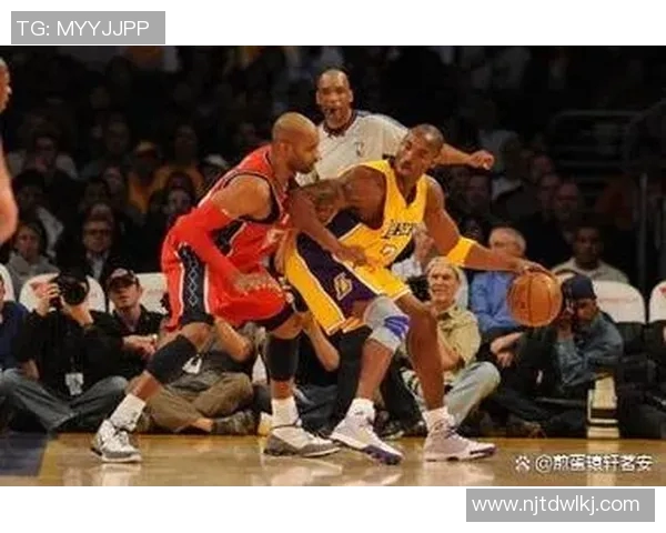 西部排名又变了:湖人创NBA奇迹,马刺收大礼,3队排名互换 西部排名又变了:湖人创NBA奇迹,马刺收大礼,3队排名互换