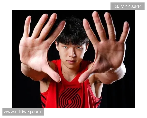 解说:杨瀚森在NBA比很多人要好了 现在球队要赢球不能重点培养他 解说:杨瀚森在NBA比很多人要好了 现在球队要赢球不能重点培养他