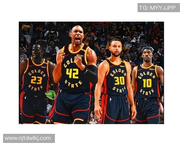 美媒曝湖人勇士正商讨交易方案