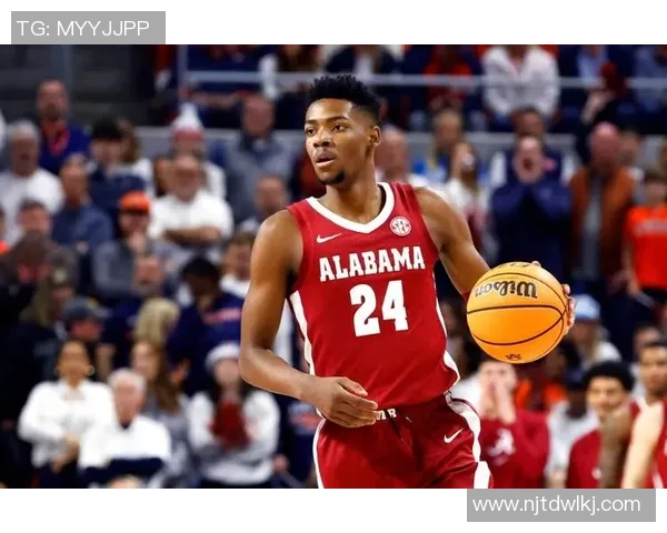 内外开花！11号秀科沃德15中8砍全场最高21分外加8板 三分10中5